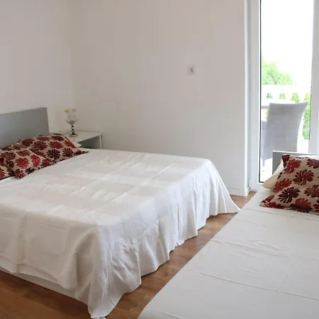 Superior Apt, 4 Rooms, 4 Bathrooms * Promajna