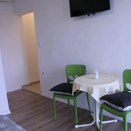 Superior Apt, 4 Rooms, 4 Bathrooms Apartmán *