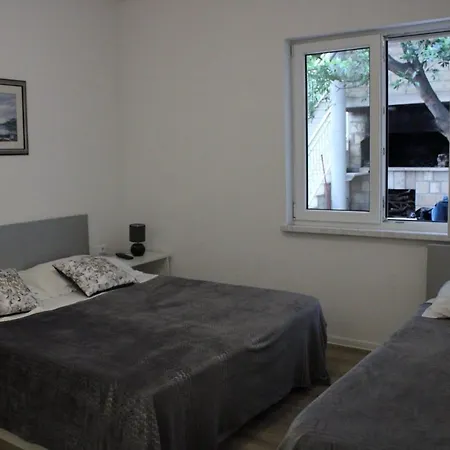 Superior Apt, 4 Rooms, 4 Bathrooms Apartment